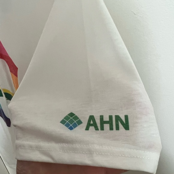 Pittsburgh Pirates Pride Shirt Hoodie - Picture 6 of 7